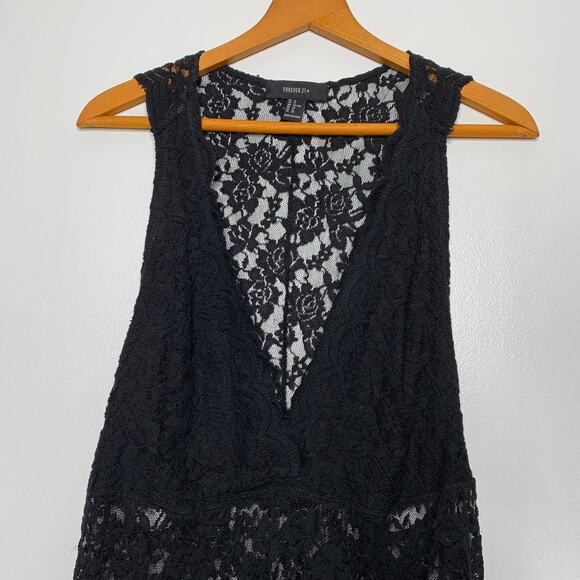 3/$20 Forever 21 plus size sheer black floral lace sleeveless bodysuit 1X - Picture 3 of 8